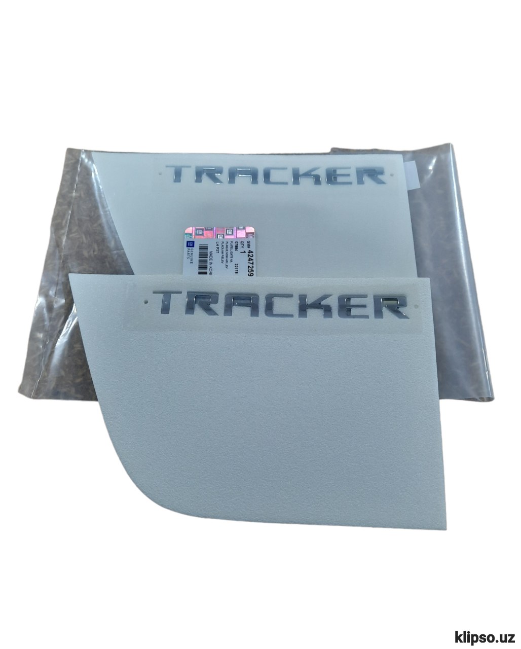 TRACKER GM 2593