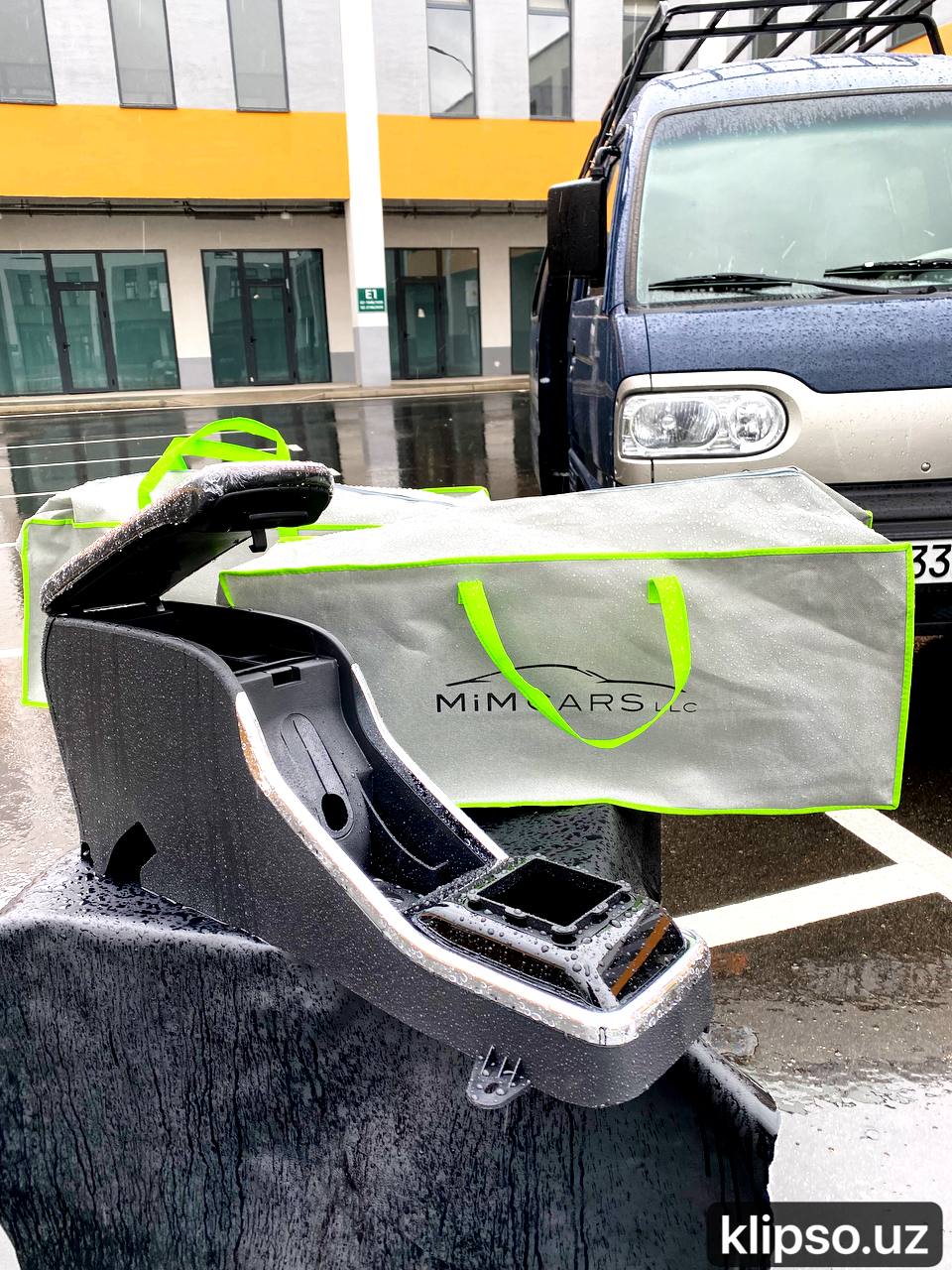 D TESLA DIZAYN BAR QORA